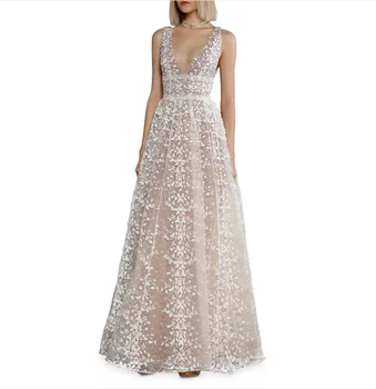 Элегантное белое свадебное платье 